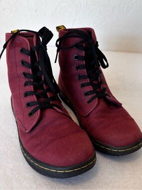 Dr Martens Shoreditch Combat Boots Burgundy Canvas Lace Up Women 8 Ankle